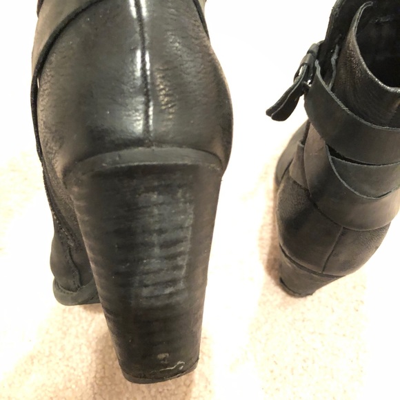 Black booties - Picture 7 of 7